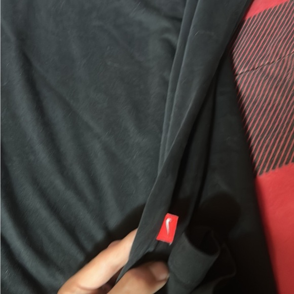 Men’s Nike Worldwide tee. - Picture 4 of 5